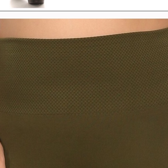 Hi-Waist Fleece Lined TummyCompression Legging - Picture 2 of 4